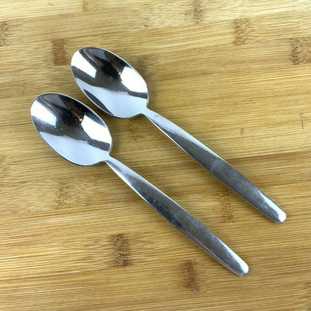 Oneida Leda Set of 2 Oval Soup Spoons 18/10 Stainless Steel Flatware